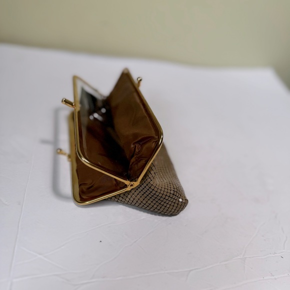 Bueno Vintage 80s Metal Mesh KissLock Clutch Bag 3 Section Makeup Formal Neutral - Picture 11 of 15